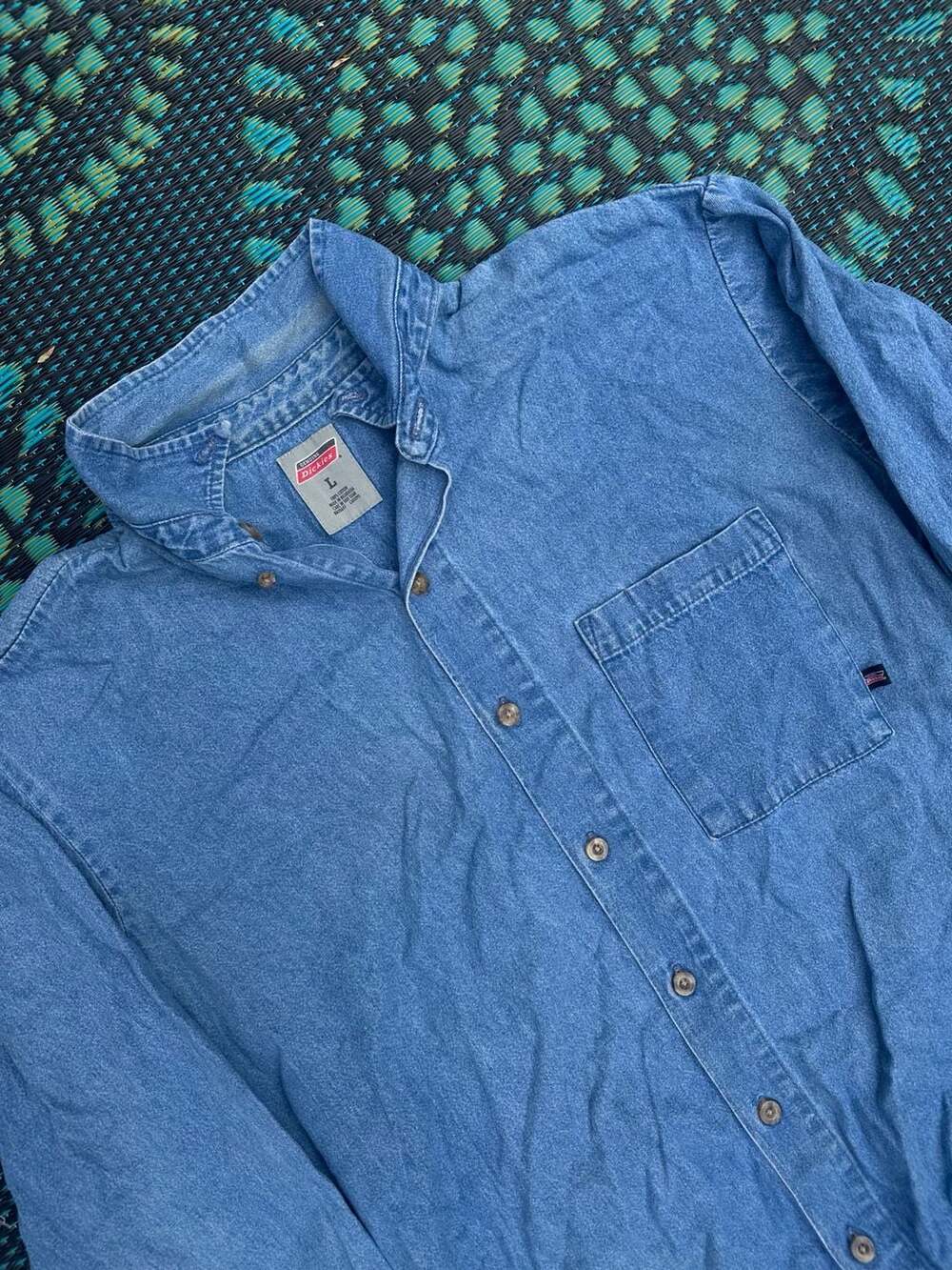 Dickies vintage light blue denim oversized shirt.